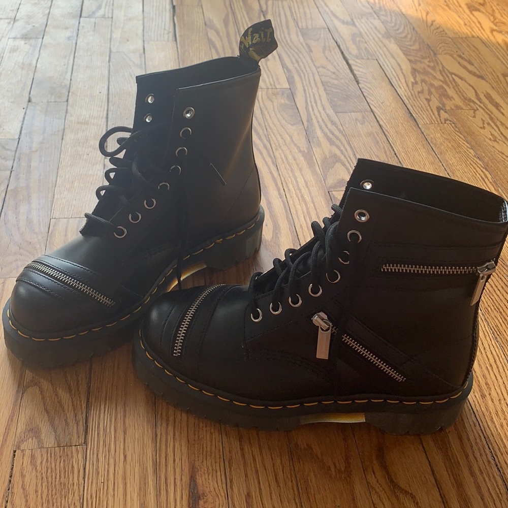 Dr Martens 1460 Bex Zipper brand new